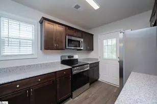 209 Waltham Ct, Greenville, SC 29617 - Photo 9