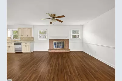 128 Twin Creek Drive, Boiling Springs, SC 29316 - Photo 9