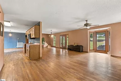 133 Pinetree Lane, Easley, SC 29640 - Photo 5