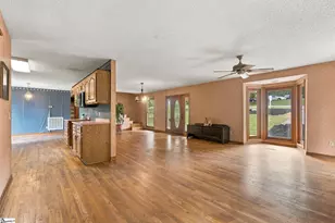 133 Pinetree Ln, Easley, SC 29640 - Photo 5