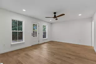 728 Rutherford Rd, Greenville, SC 29609 - Photo 35