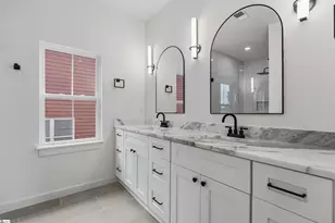 728 Rutherford Rd, Greenville, SC 29609 - Photo 13