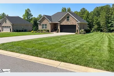 257 Carriage Gate Drive, Wellford, SC 29385 - Photo 1