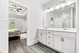 305 Rolling Waters Dr, Greenville, SC 29605 - Photo 15