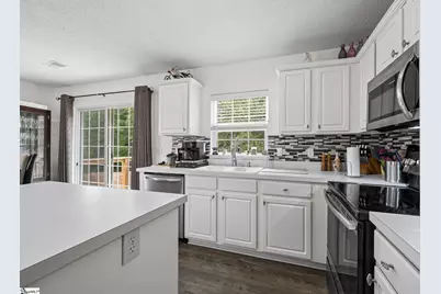 317 Hampton Ridge Drive, Greer, SC 29651 - Photo 9