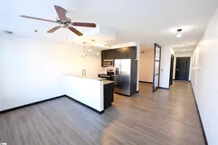 100 E Washington St, Greenville, SC 29601 - Photo 5