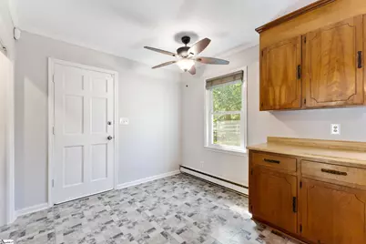 1120 Saluda Lake Road, Greenville, SC 29611 - Photo 11