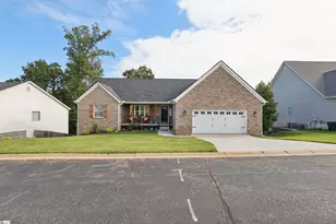 731 Waterbrook Ln, Greer, SC 29651 - Photo 1
