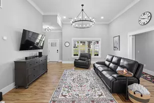 731 Waterbrook Ln, Greer, SC 29651 - Photo 9