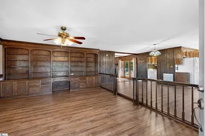 3858 N Highway 101, Greer, SC 29651 - Photo 7