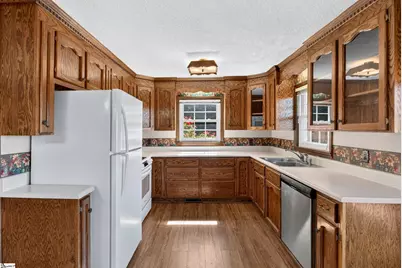 3858 N Highway 101, Greer, SC 29651 - Photo 13