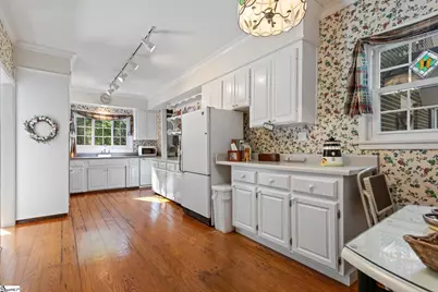 330 E Park Drive, Spartanburg, SC 29302 - Photo 13