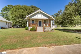 103 Davis St, Laurens, SC 29360 - Photo 1