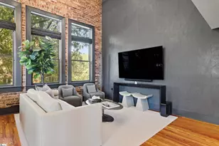 102 N Main St, Greenville, SC 29601 - Photo 9