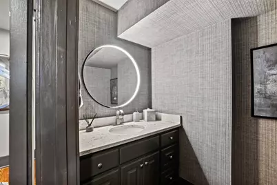 102 N Main Street #Unit D, Greenville, SC 29601 - Photo 5