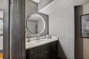 102 N Main St, Greenville, SC 29601 - Photo 5
