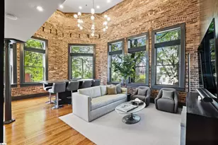 102 N Main St, Greenville, SC 29601 - Photo 7