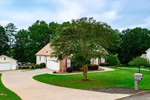 314 Camperdown Ct, Easley, SC 29642 - Photo 3