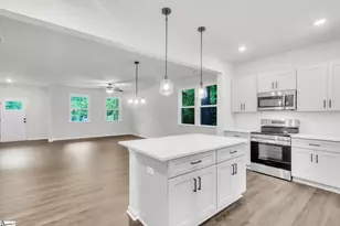302 Satterfield Dr, Greenville, SC 29611 - Photo 13