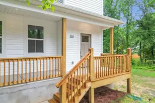 302 Satterfield Dr, Greenville, SC 29611 - Photo 7