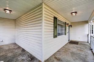 3980 Parris Bridge Rd, Boiling Springs, SC 29316 - Photo 9