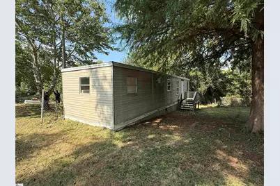 121 Bird Street, Union, SC 29378 - Photo 9