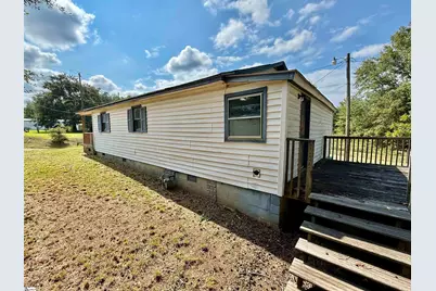 121 Bird Street, Union, SC 29378 - Photo 5