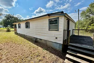 121 Bird St, Union, SC 29378 - Photo 5