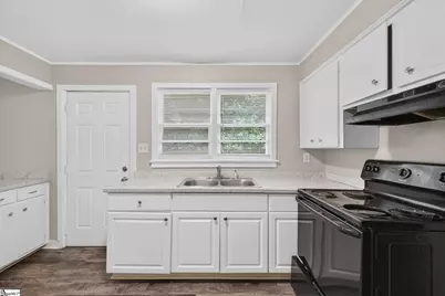 328 Merideth Circle, Spartanburg, SC 29306 - Photo 11