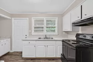 328 Merideth Cir, Spartanburg, SC 29306 - Photo 11