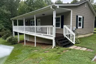 1095 E Prince Rd, Landrum, SC 29356 - Photo 1