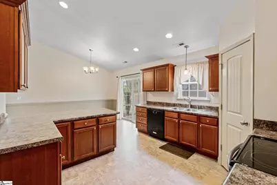 863 Vandenburg Drive, Boiling Springs, SC 29316 - Photo 13