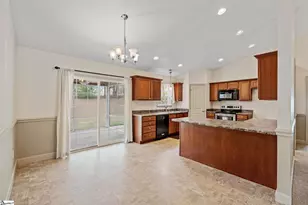 863 Vandenburg Dr, Boiling Springs, SC 29316 - Photo 17