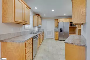 208 Black Rd, Woodruff, SC 29388 - Photo 11