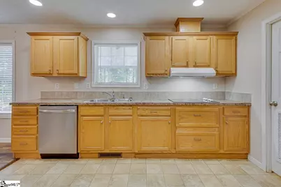 208 Black Road, Woodruff, SC 29388 - Photo 13