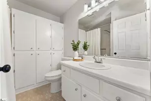 35 Mayfair Ln, Greenville, SC 29609 - Photo 17