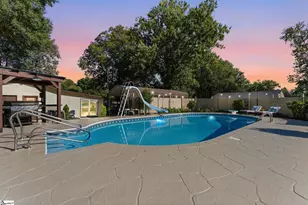35 Mayfair Ln, Greenville, SC 29609 - Photo 25
