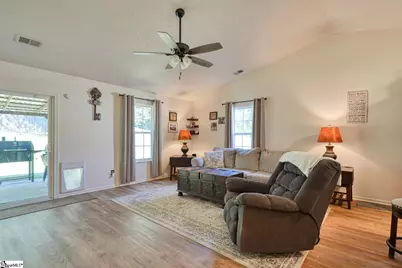 539 Hamilton Chase Drive, Moore, SC 29369 - Photo 11