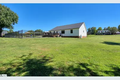 1511 S Green River Road, Gaffney, SC 29341 - Photo 45