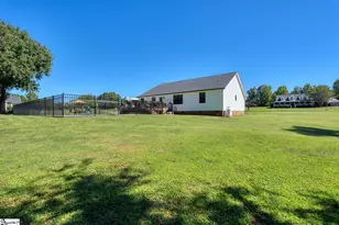 1511 S Green River Rd, Gaffney, SC 29341 - Photo 45