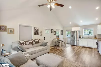 209 Crystal Lane, Walhalla, SC 29691 - Photo 3