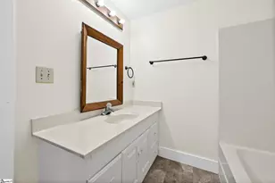 2b Hillside Dr, Greenville, SC 29607 - Photo 17