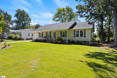 107 Lexington Court, Simpsonville, SC 29681 - Photo 3