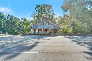 220 Hampton Ave, Pickens, SC 29671 - Photo 7