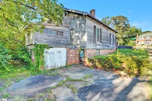 220 Hampton Ave, Pickens, SC 29671 - Photo 5