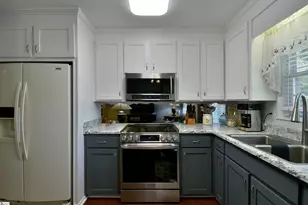 813 Ivy Cir, Anderson, SC 29621 - Photo 9