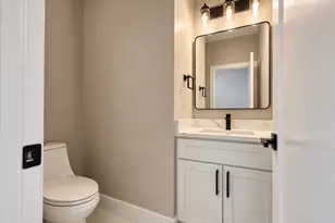 488 Skyline Dr, Campobello, SC 29322 - Photo 11