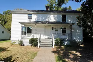 424 Lonely St, Spartanburg, SC 29303 - Photo 1