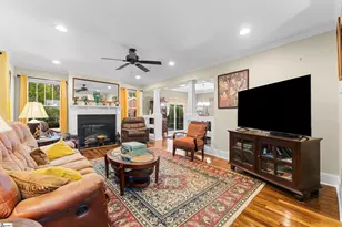 147 W Mountainview Ave, Greenville, SC 29609 - Photo 5
