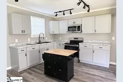 809 E Ferguson Street, Clinton, SC 29325 - Photo 5